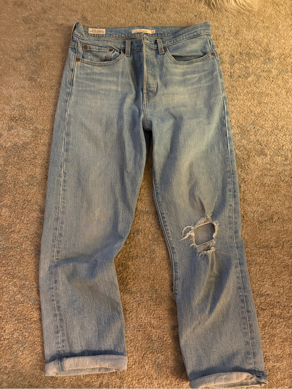 Levi's Light Blue wedgie fit straight leg womens Jeans size 27